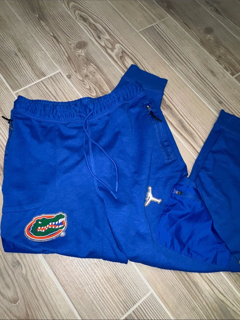 NWT Jordan x Gators team issued joggers